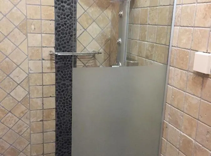 Victoria's Кавала